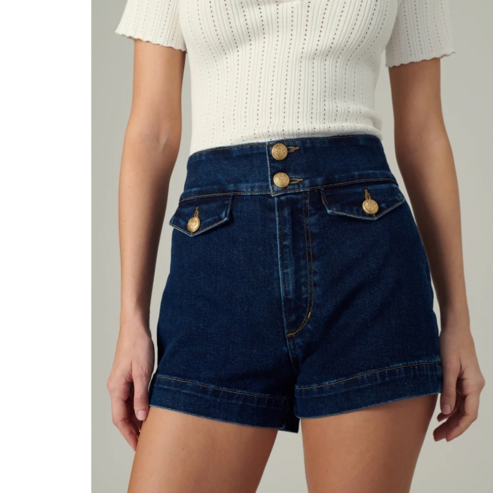 NWT Joe's Jeans THE ELLIA SHORT Size 27 $148 Cute Front Pockets Gold Buttons